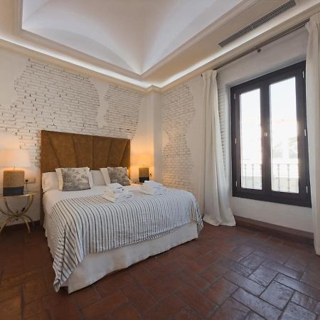Monkeys Apartments Adriano & Terrace Sevilla Exterior foto