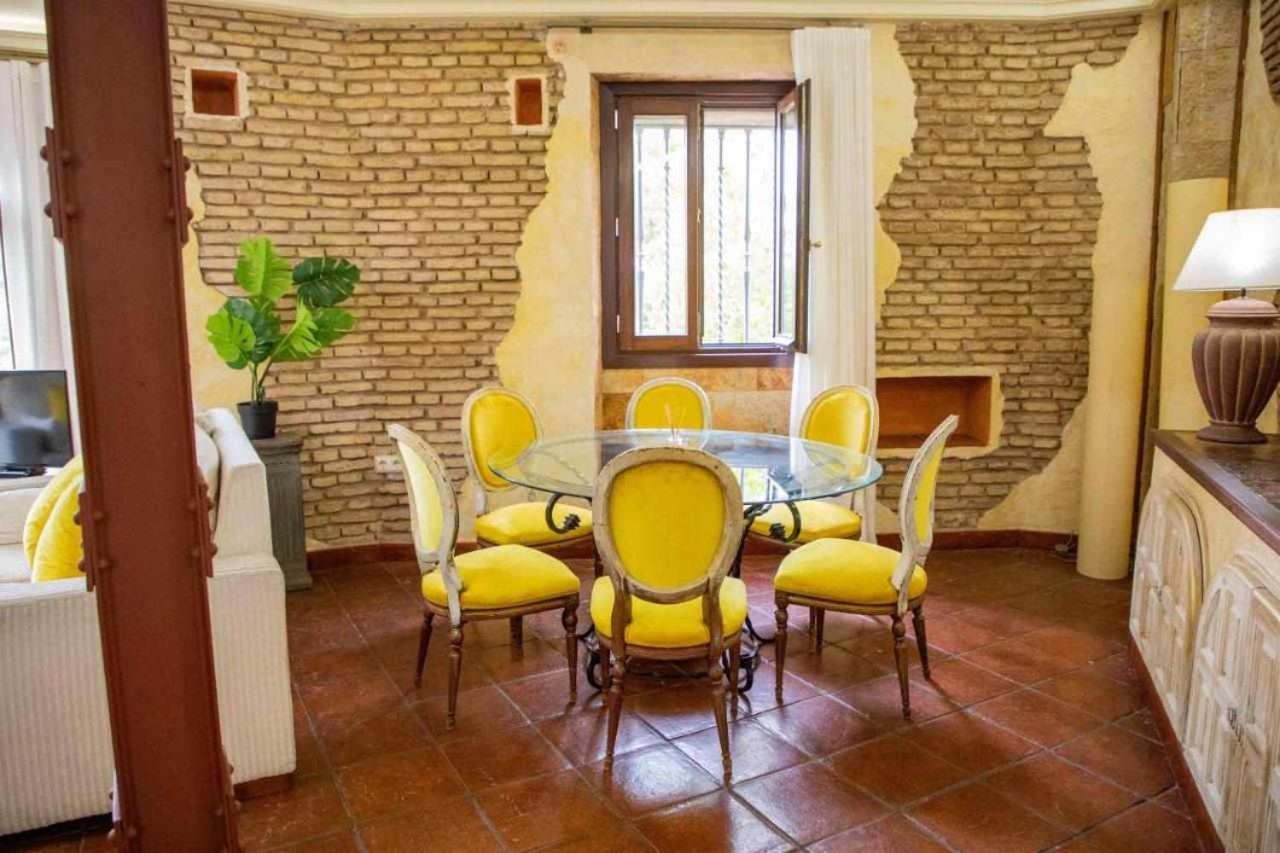 Monkeys Apartments Adriano & Terrace Sevilla Exterior foto